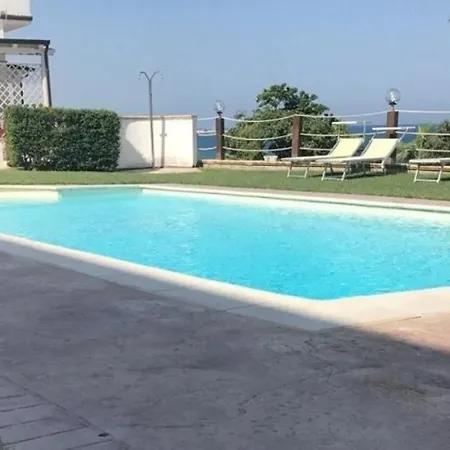Vendégház In Bb - Cicasub And Holiday Homes Double 1